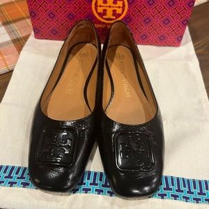 Tory Burch Georgia Patent Ballet flat size 8
